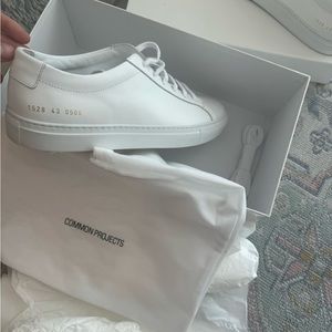Men’s common project sneakers, brand new with box & extra laces